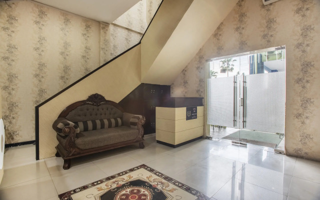 OYO 2971 W&w Executive Hotel