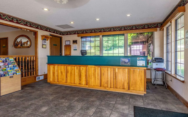 Quality Inn Lakefront