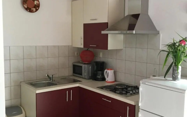Leca- small house