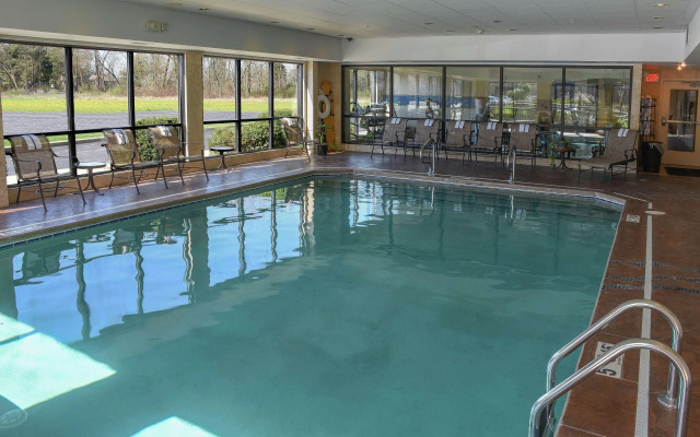 Hampton Inn & Suites Youngstown-Canfield
