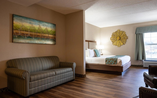 D. Hotel Suites & Spa