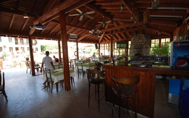 Saray Hotel