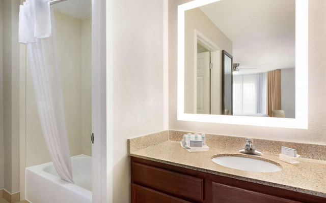 Homewood Suites by Hilton Dallas-Arlington