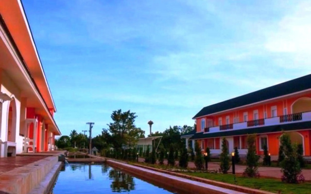 Aurora Resort