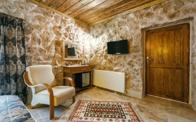 Tuğhan Stone House