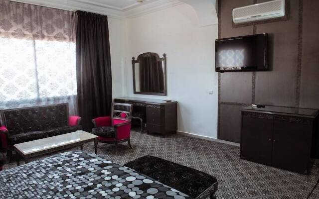 Park Regency Suite Hotel