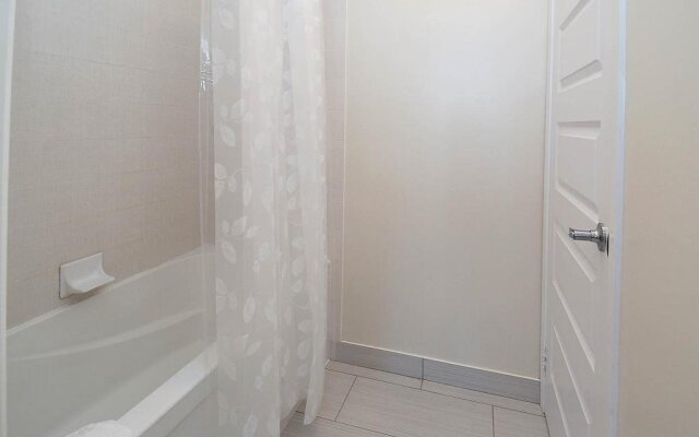 Royal Stays Furnished Apartments - Simply Serene Suites