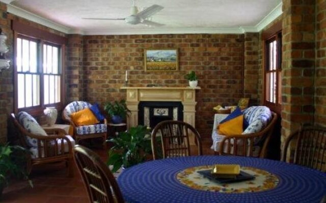 Riviera Bed and Breakfast