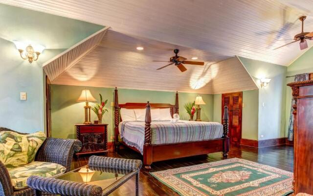 Toucan Suite @ Mahogany Hall