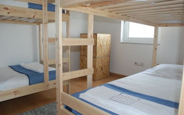 Esposende Guesthouse - Hostel