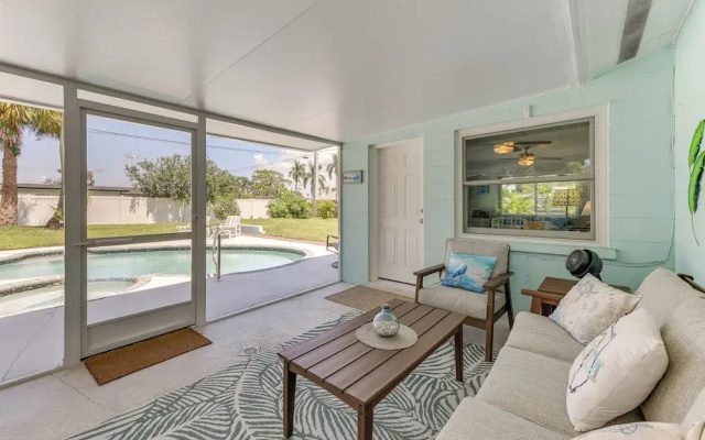 Beach Gear Provided! Omas House in Bradenton!