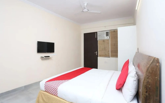 Hotel Dev Palace by OYO Rooms