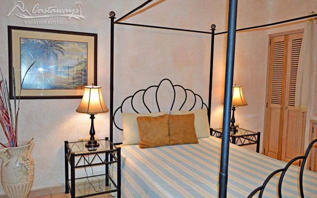 Princesa Rocky Point by Castaways