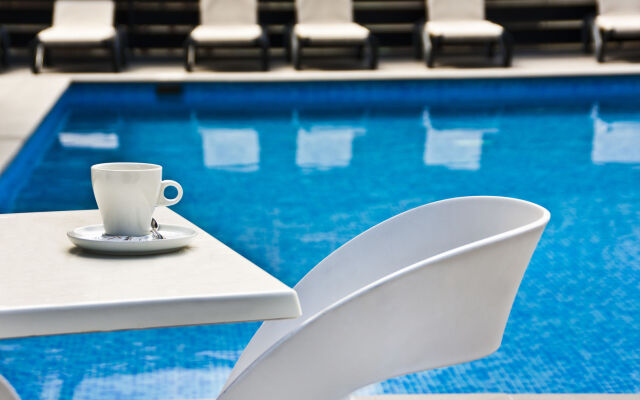Summer Hotel