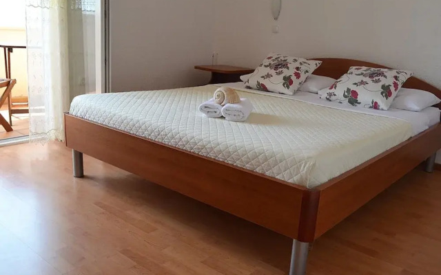 Sea View Apartment With a Shared Pool