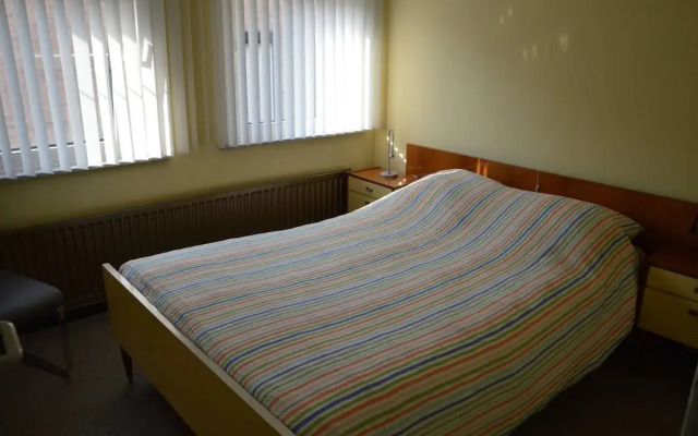 Charming Belgian Getaway, Vakantiewoning in Oudsbergen - 3 Bedrooms & Garden