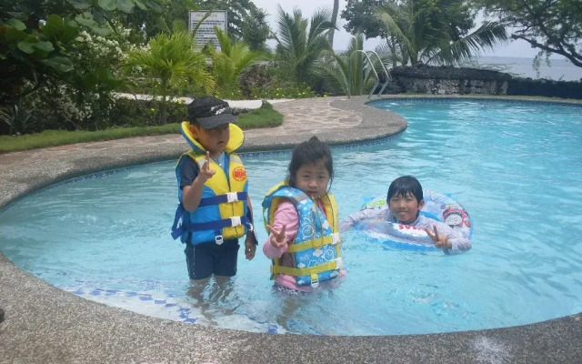 Maia's Beach Resort