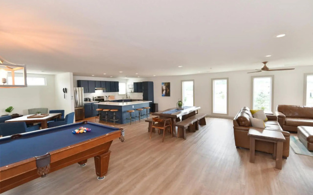 Holiday Inn Express Wisconsin Dells by IHG