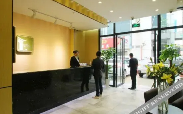 100 Inn Liangpin Hotel (Shanghai Pusan Road Subway Station)