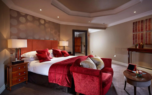 Alexander House And Utopia Spa
