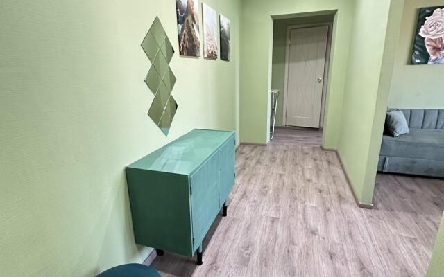 Апартаменты ДеньНочь на ул. Индустриальная д. 17