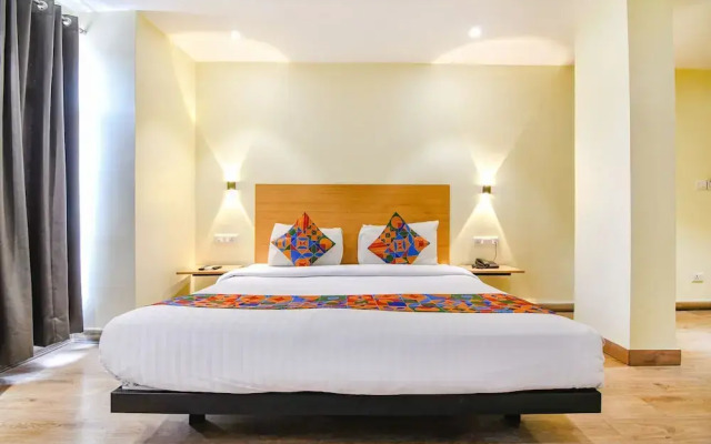 OYO Townhouse 152 Sarat Colony