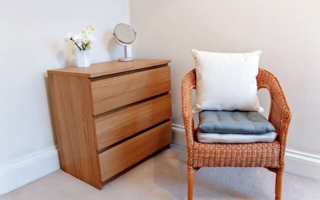 2 Bedroom Flat In The Central New Town