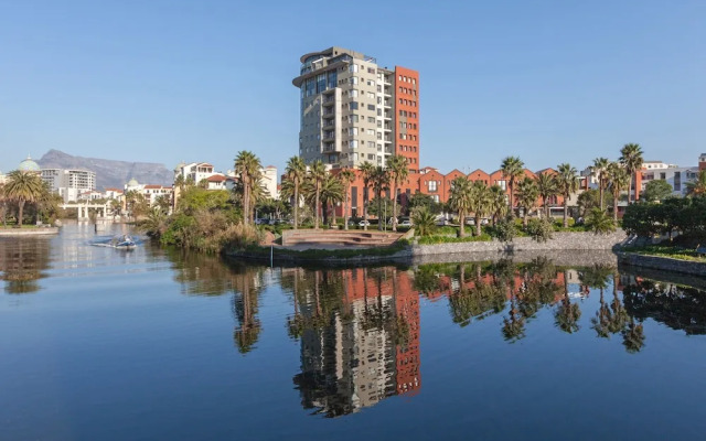 Manhattan Towers 507 by CTHA