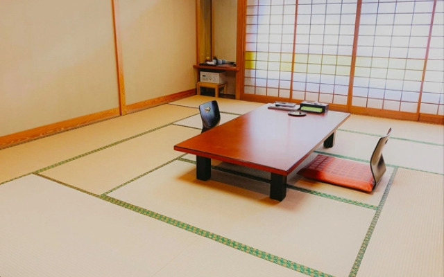 Izunagaoka Onsen Ikonaso
