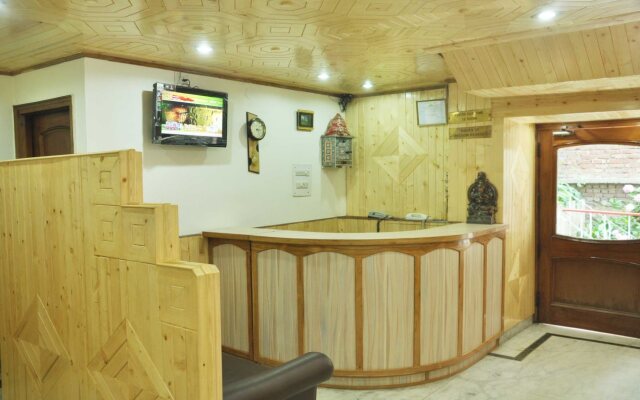 10692 Hotel Shubham