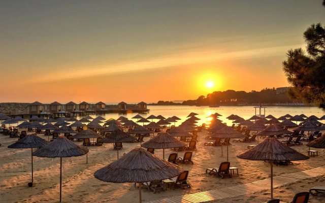 Rubi Platinum Spa Resort & Suites - Всё включено