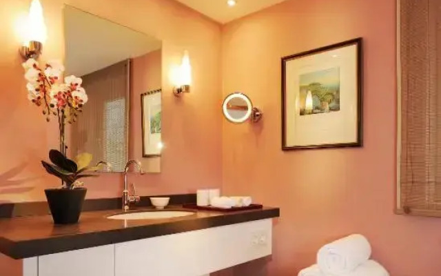 Hotel Village