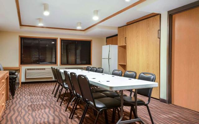 AmericInn by Wyndham Park Rapids