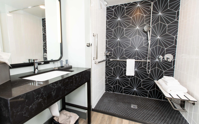 voco The Darwin Atlanta Midtown by IHG