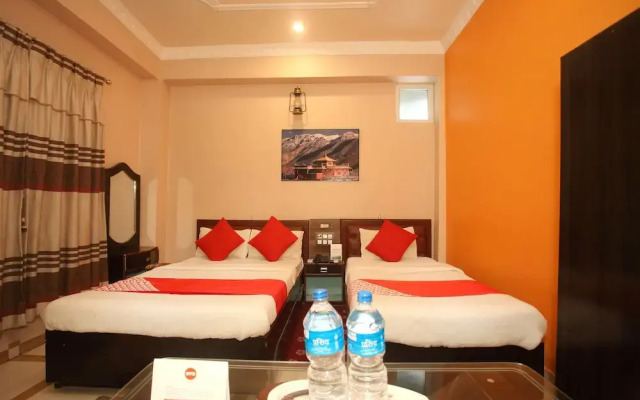 Oyo 512 Hotel Brindaban