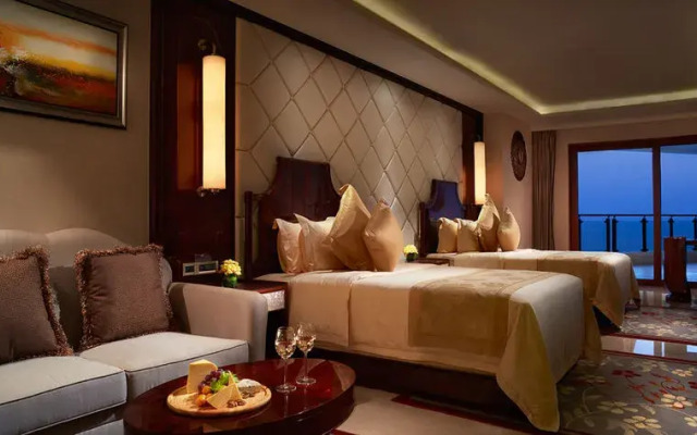 Sheraton Sanya Bay Resort