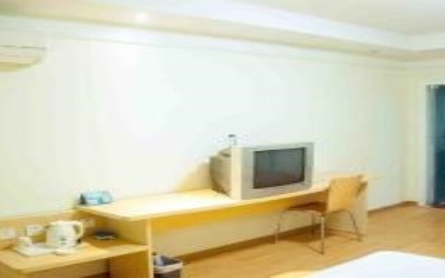 7 Days Ronghe Hotel Apartment