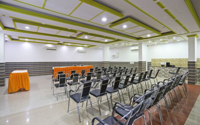 OYO 9955 Hotel Swaruchi Palace