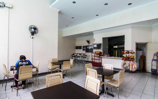 PWTC Bistari Service Apartment