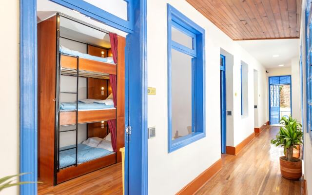 Granada Hostel