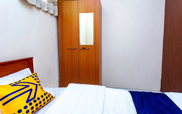 SPOT ON 2719 Homestay Rizqi Syariah - Hostel