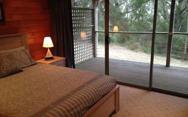 Southern Anchorage Retreat