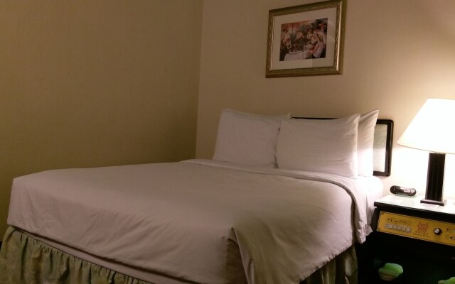 Premier Hotel