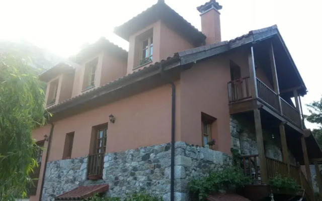 Apartamentos Rurales Buenamadre