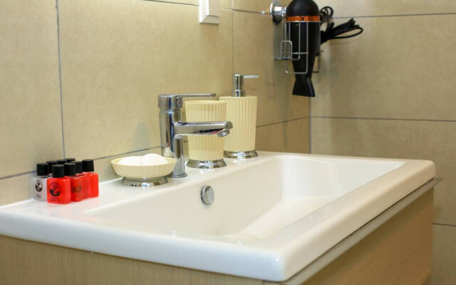 2 Bedroom Luxury Apartment near Mall of Istanbul