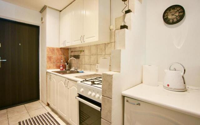 Młociny Metro Apartment 2