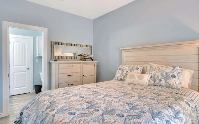 Fin And Tonic by Silver Sands Vacation Rentals