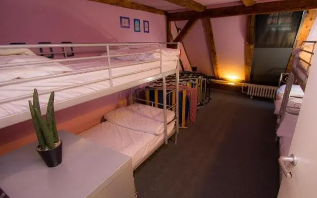 Hostel Tufna