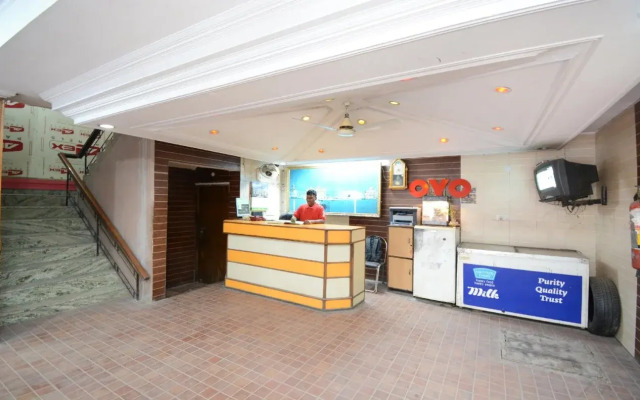 Hotel Kingsley By OYO Rooms