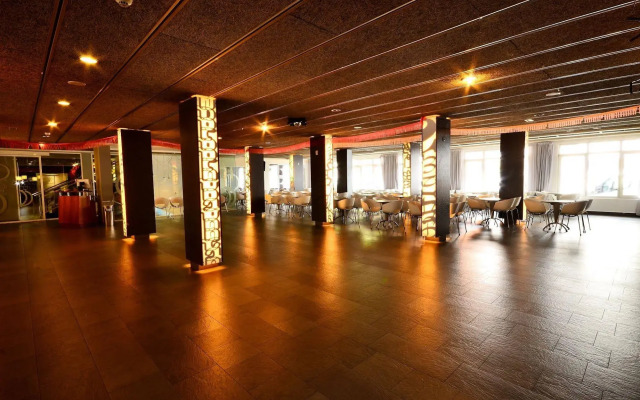 Hotel Sol & Sombra